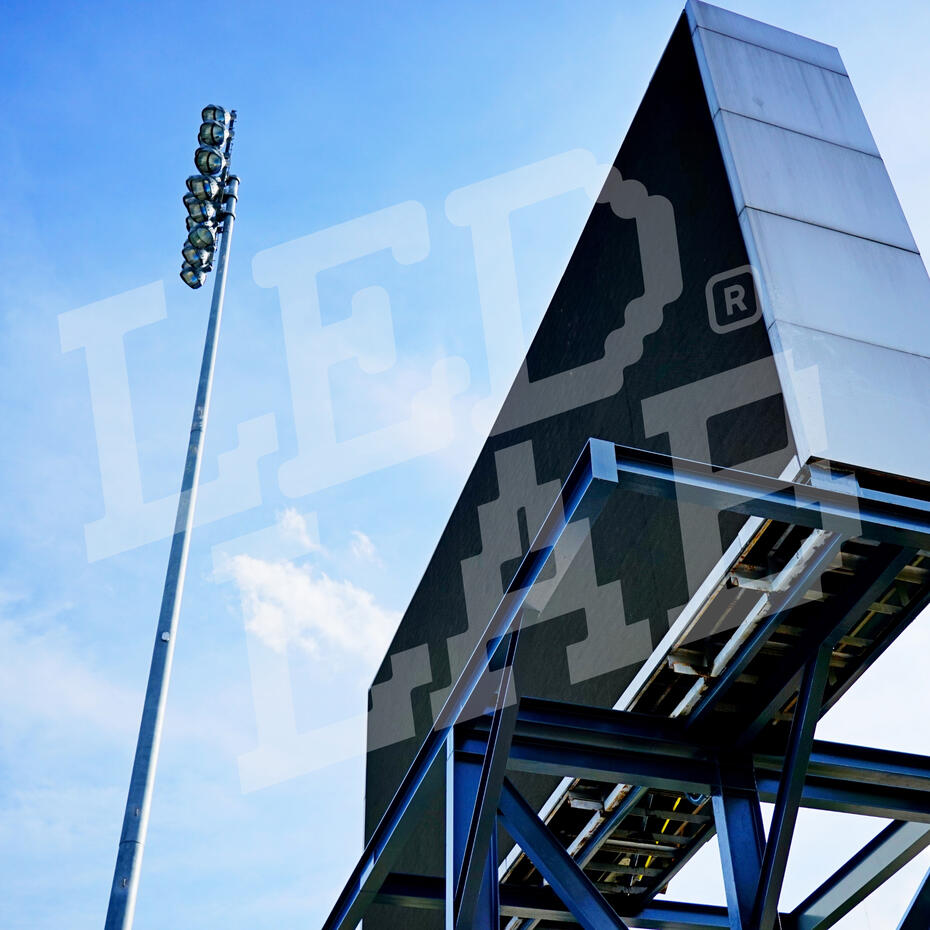 PANTALLA COMERCIAL OUTDOOR